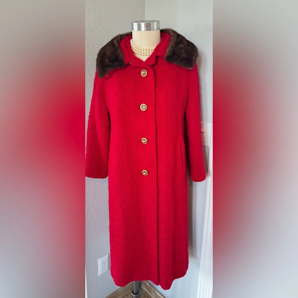 1950s Ferris Bros. Flint Michigan Coat with Fur Collar - Picture 9 of 15